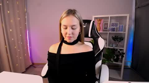 Snapshot of cindylovesmith chatting on 03/15/26, 06:08 cindylovesmith online show from 03/15/26, 06:08