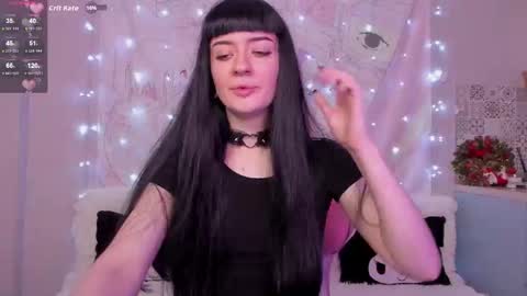 Snapshot of cindyxtreme chatting on 12/14/25, 04:23 Nori online show from 12/14/25, 04:23