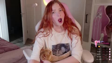 Maddy online show from 11/25/25, 11:38