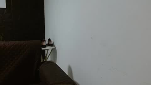 cinthia1609 online show from 02/28/25, 08:18