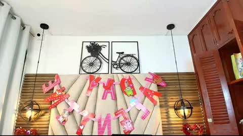 cinthiabaker online show from 09/23/25, 12:08