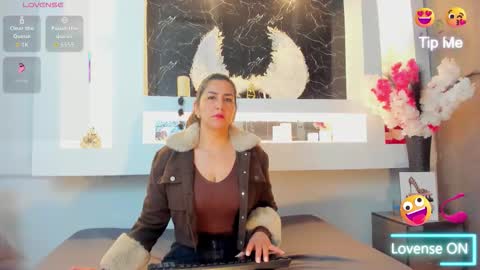 Snapshot of cinthya_mjs chatting on 09/10/25, 11:43 Cinthya online show from 09/10/25, 11:43