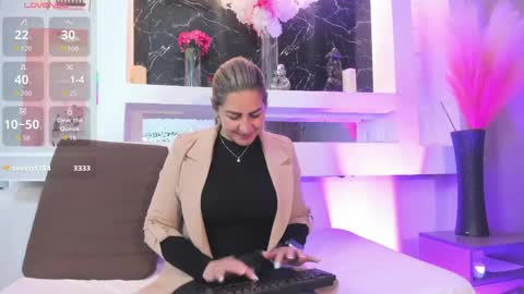 Cinthya  online show from 06/05/26, 12:11