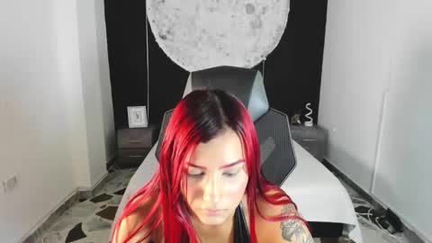 CintiaCollins  online show from 11/14/25, 07:56