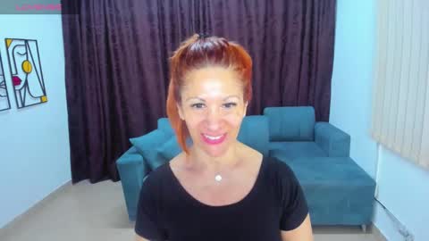 Snapshot of cintiagreyx chatting on 09/25/25, 11:36 CINTIA online show from 09/25/25, 11:36