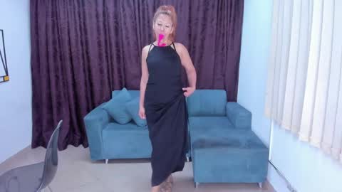  CINTIA  online show from 11/24/25, 11:32