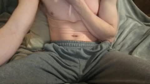 Snapshot of circumsizedbandit chatting on 01/19/25, 03:08 circumsizedbandit online show from 01/19/25, 03:08