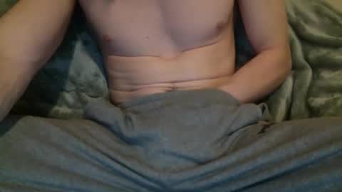 Snapshot of circumsizedbandit chatting on 02/21/25, 10:28 circumsizedbandit online show from 02/21/25, 10:28