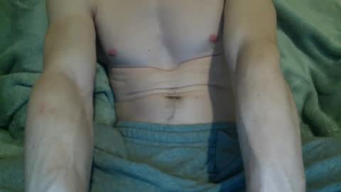 Snapshot of circumsizedbandit chatting on 03/08/25, 09:39 circumsizedbandit online show from 03/08/25, 09:39