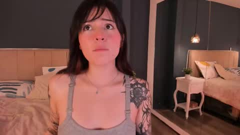 Anna online show from 02/07/26, 04:27