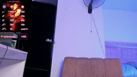 cj_davis1 online show from 10/02/25, 03:24