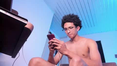 cj_davis1 online show from 05/05/26, 02:08