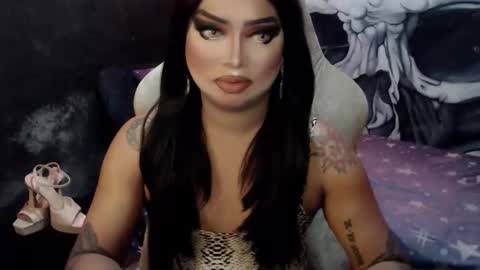 QUEEN CESS online show from 11/02/25, 01:57