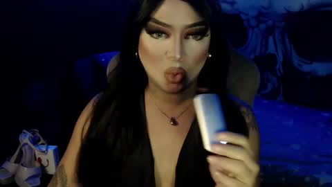 QUEEN CESS online show from 11/05/25, 03:34