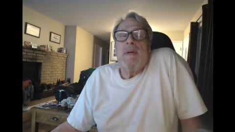 Snapshot of cjscout chatting on 01/28/25, 08:04 cjscout online show from 01/28/25, 08:04