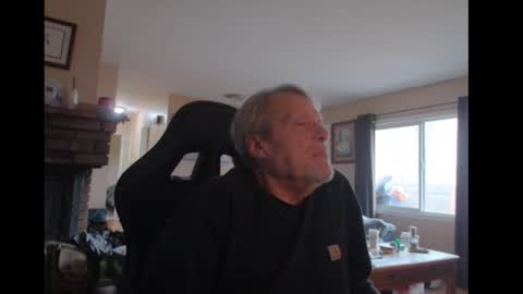 Snapshot of cjscout chatting on 10/13/25, 07:25 cjscout online show from 10/13/25, 07:25