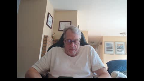 Snapshot of cjscout chatting on 03/09/26, 11:42 cjscout online show from 03/09/26, 11:42