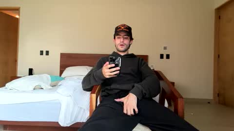 ckeefer96 online show from 02/05/26, 10:36