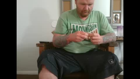 Snapshot of ckock457 chatting on 01/13/25, 01:02 ckock457 online show from 01/13/25, 01:02