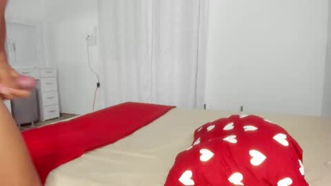 Claimom online show from 10/23/25, 04:56