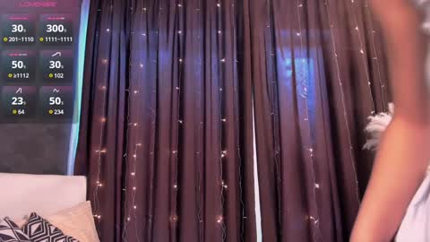 Snapshot of claire_amoure chatting on 01/09/25, 07:42 Claire online show from 01/09/25, 07:42