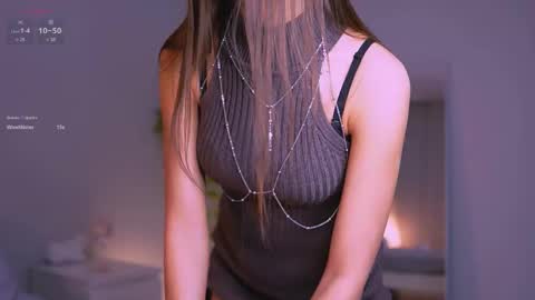 Snapshot of claire_amoure chatting on 03/12/25, 05:13 Claire online show from 03/12/25, 05:13