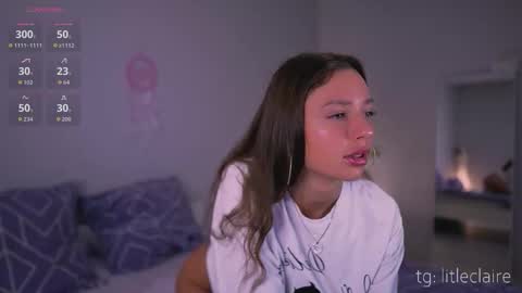 Snapshot of claire_amoure chatting on 09/13/25, 06:13 Claire online show from 09/13/25, 06:13