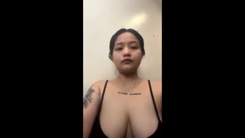claire online show from 05/01/26, 04:55