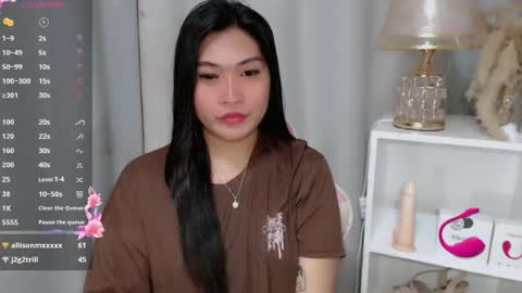 Snapshot of claire_wntr chatting on 07/04/26, 06:14 CLAIRE online show from 07/04/26, 06:14