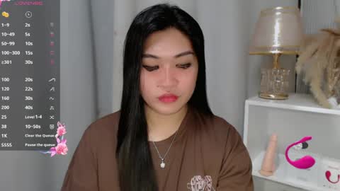 Snapshot of claire_wntr chatting on 07/21/26, 04:37 CLAIRE online show from 07/21/26, 04:37