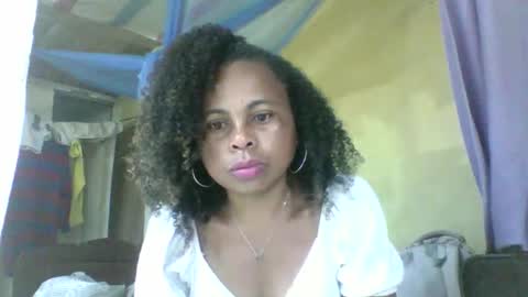 Snapshot of clairette9794 chatting on 06/08/26, 03:07 clairette9794 online show from 06/08/26, 03:07