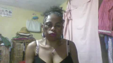 Snapshot of clairette9794 chatting on 07/11/26, 04:43 clairette9794 online show from 07/11/26, 04:43