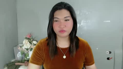 CLAIRE online show from 02/04/25, 07:44