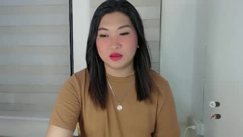 CLAIRE online show from 02/11/25, 03:40