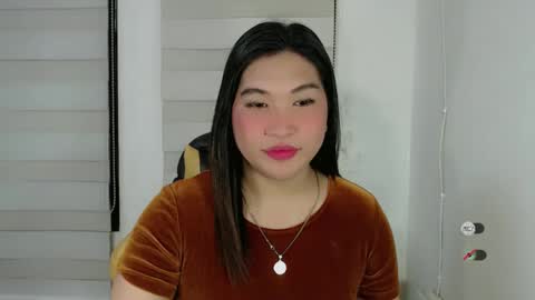 CLAIRE online show from 03/01/25, 05:52