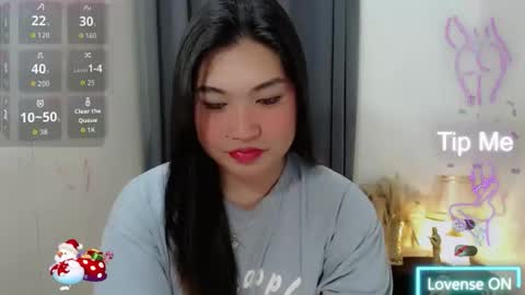 CLAIRE online show from 10/12/25, 05:23