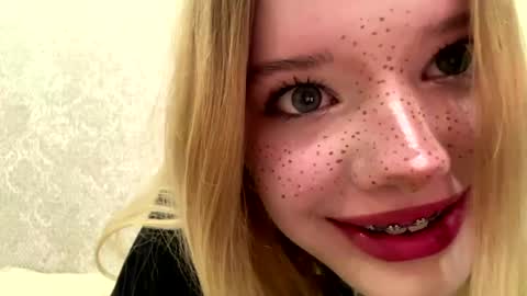Snapshot of clairoley chatting on 05/11/26, 04:48 Malin online show from 05/11/26, 04:48