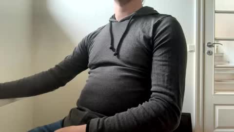 Snapshot of clamshive7 chatting on 10/18/25, 09:21 clamshive7 online show from 10/18/25, 09:21