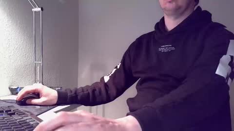 Snapshot of clamshive7 chatting on 03/22/26, 07:50 clamshive7 online show from 03/22/26, 07:50