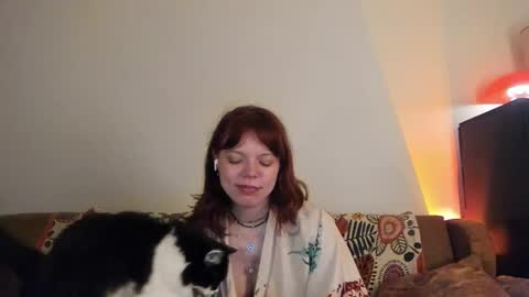Snapshot of clancyosbourne chatting on 01/28/25, 08:47 Clancy online show from 01/28/25, 08:47
