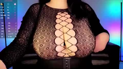 Snapshot of clara4love chatting on 11/19/25, 07:14 Clara online show from 11/19/25, 07:14