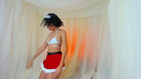 Clara  online show from 12/19/24, 04:13