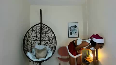 Clara  online show from 12/25/24, 10:16