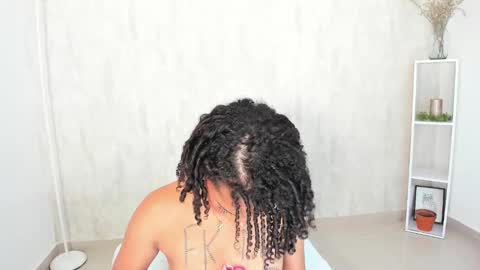 Clara  online show from 01/12/25, 06:17