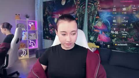 Snapshot of clarabenson chatting on 09/12/25, 09:04 clarabenson online show from 09/12/25, 09:04