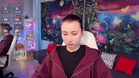 Snapshot of clarabenson chatting on 09/22/25, 06:43 clarabenson online show from 09/22/25, 06:43