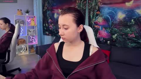 Snapshot of clarabenson chatting on 09/23/25, 06:11 clarabenson online show from 09/23/25, 06:11