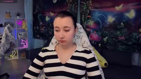 Snapshot of clarabenson chatting on 10/03/25, 06:16 clarabenson online show from 10/03/25, 06:16