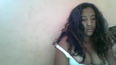 Clarah0123 online show from 01/16/25, 12:20