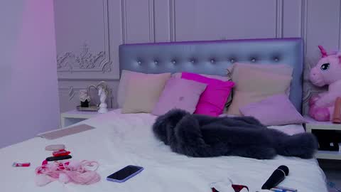 ClaraHazel online show from 02/01/25, 10:59